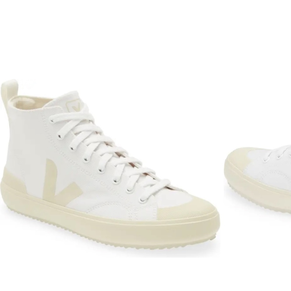 VEJA. High top sneaker